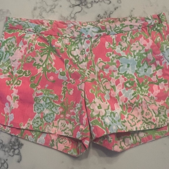 Lilly Pulitzer Adie Shorts Southern Charm Pattern Size 4 Pink Green EUC - Picture 2 of 8